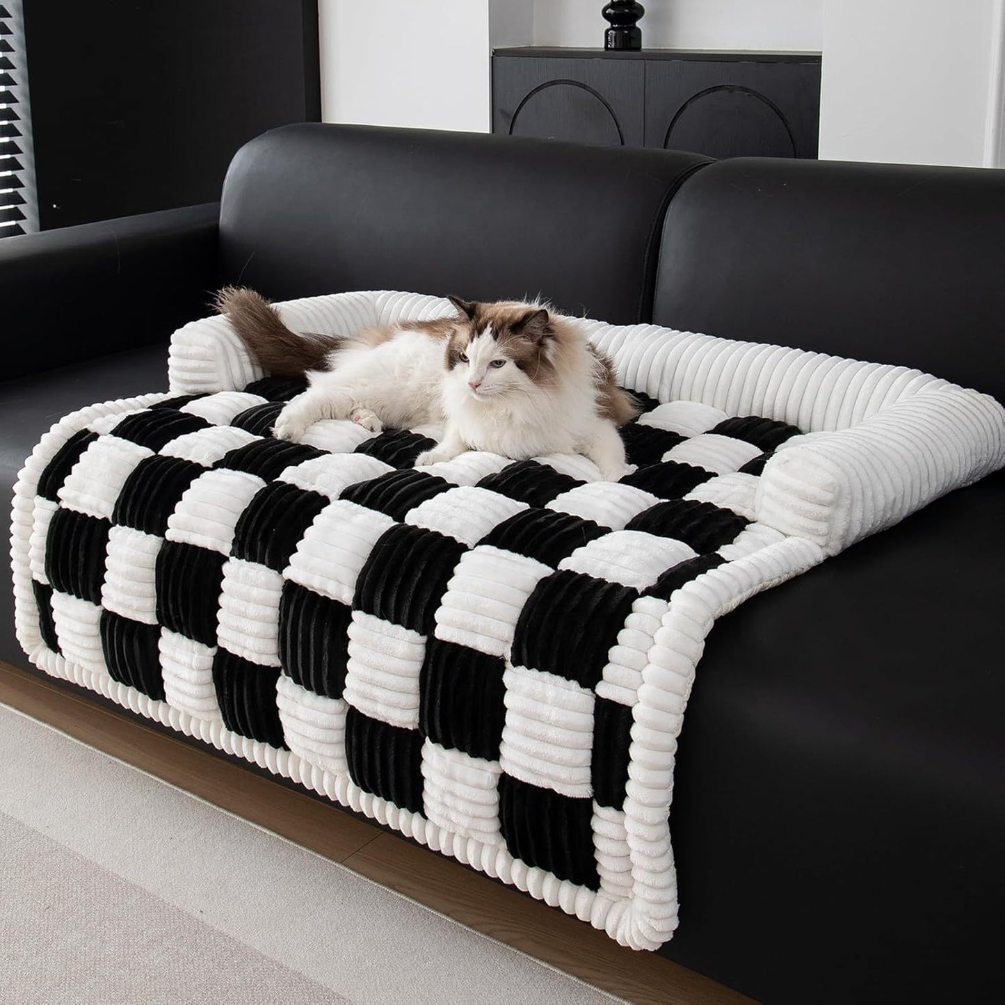 Luxury Plush Thickened Warm Pet Bed